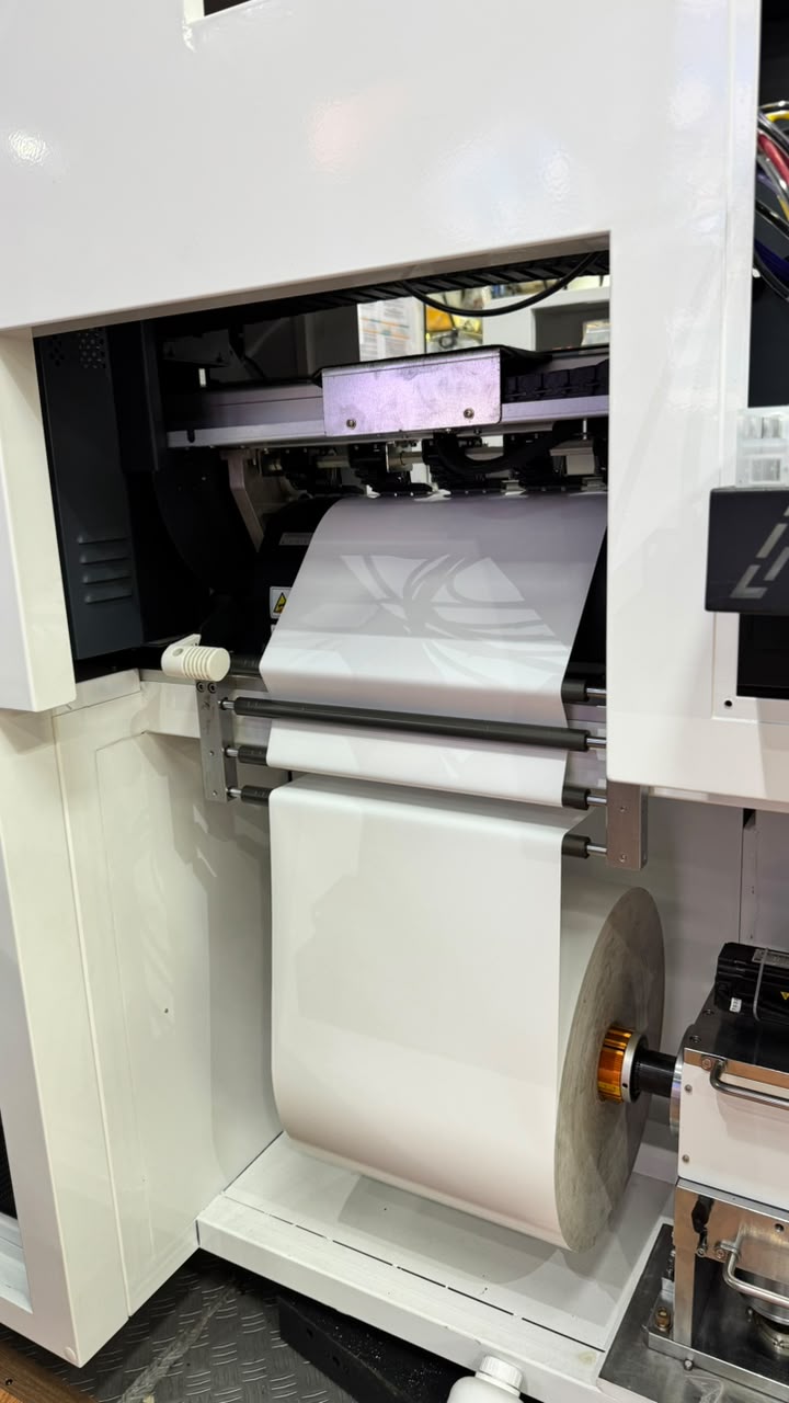 Plotter de sticker industrial BlueJet LB-C4235