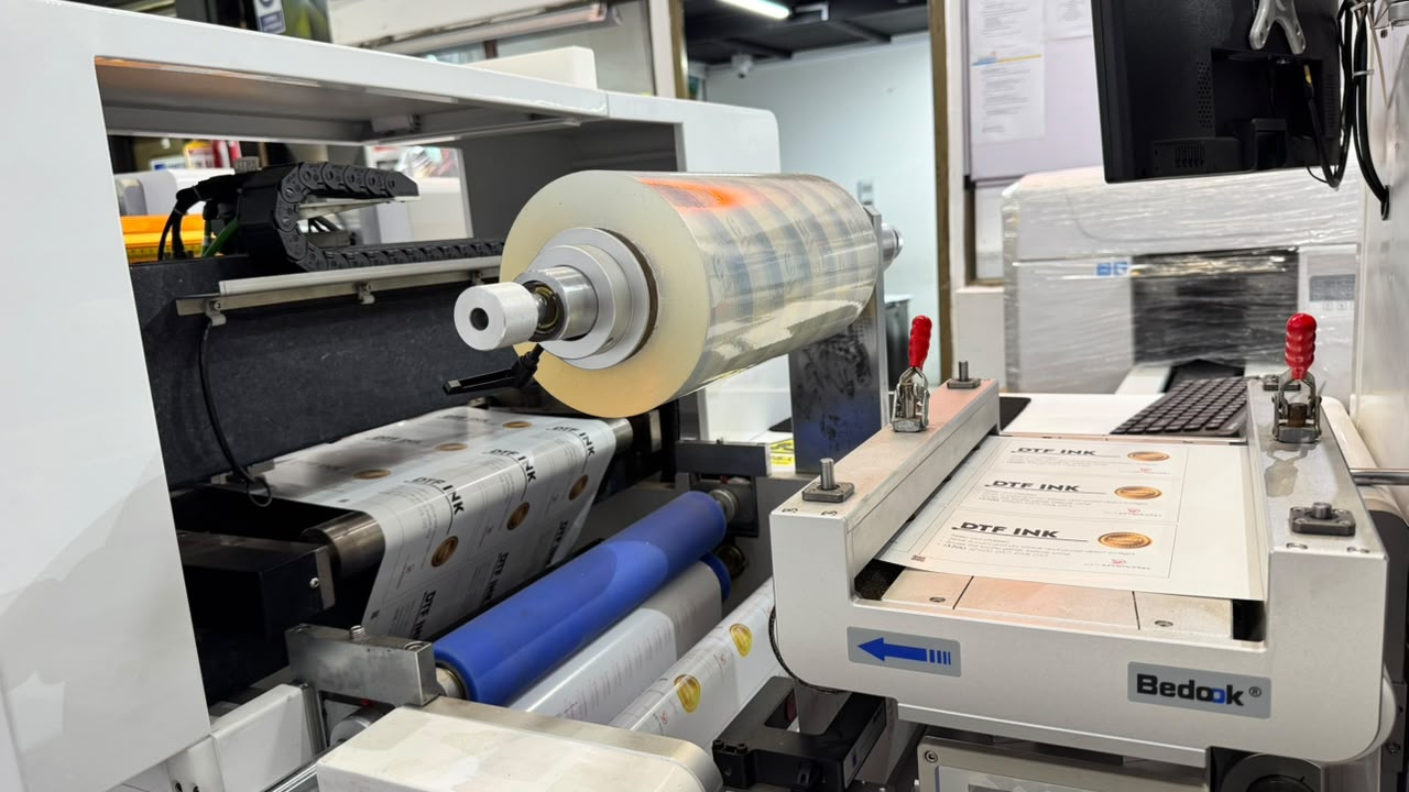 Plotter de sticker industrial BlueJet LB-C4235